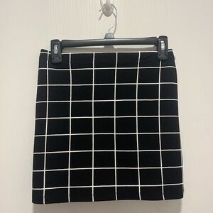 SHEIN Black and White Checkered Mini Skirt